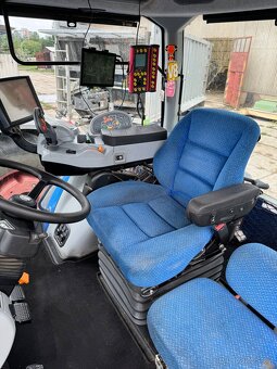 New holland T8 - 5