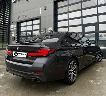 BMW 540d xDrive M-PERFORMANCE - 5