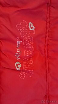 Teplá červená vesta CA vel. 122 - 5