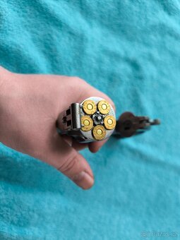 Historický revolver Smith & Wesson SA .38sw - 5