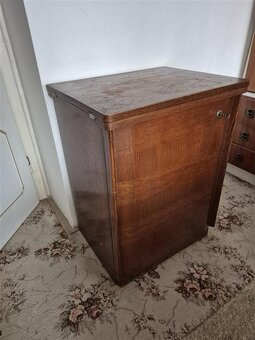 Šicí stroj Lada - 5