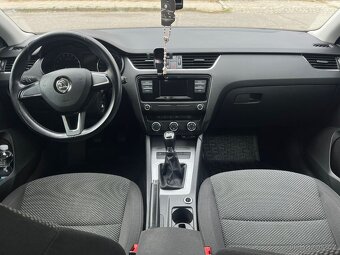 Octavia 3 RS paket najeto 77000 možnost výměny Ford Mustang - 5