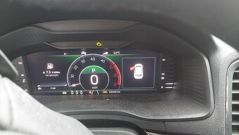 Škoda karoq scout 2.0 tdi 140kw DSG7 4x4 - 5