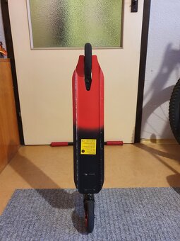Prodám freestyle koloběžku Arcore STREET TECH ve velice do - 5
