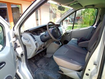 Opel Vivaro - 5