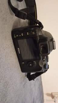 Nikon D40 - 5