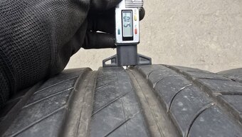 Letní pneu 235/40/19 Kleber - 5