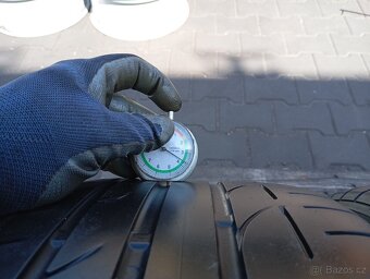 225/40/19 letní pneu bridgestone - 5