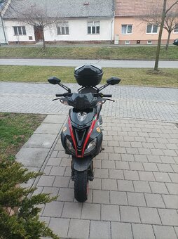 Aprilia SR 50 - 5