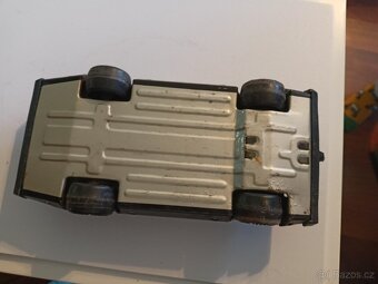 Staré auto Ferrari - 5