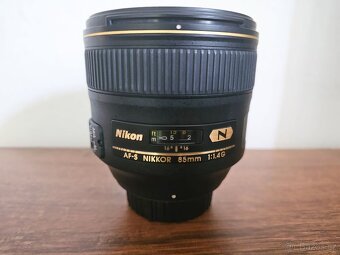 Nikon AF-S NIKKOR 85 mm f/1.4G - 5