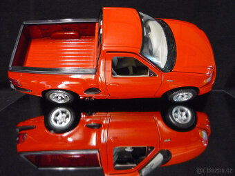 Ford F150 SVT Lightning Bburago 1/18 - 1/21 - 5