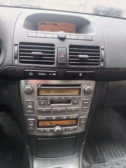 Toyota Avensis kombi - 5