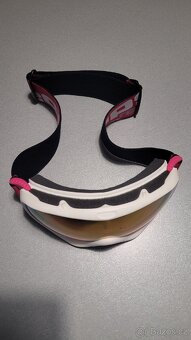 Dámská,  dívčí lyžařská helma a brýle - 5