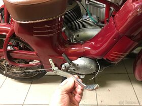Jawa parez 550 , 555, karburace - 5