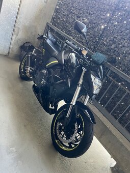 Honda cb1000r - 5