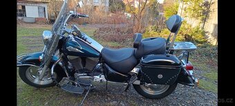Suzuki Intruder 1500 - 5