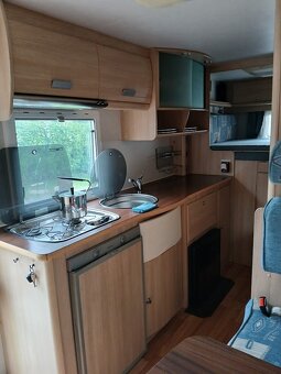 OBYTNÝ FORD TRANSIT 350L r.2006, pro řidiče skupiny B - 5