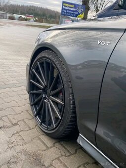Napis logo AUDI V6T V8T oznaceni na blatnik - 5