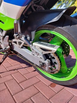 Kawasaki ZXR 750 H1 - 5