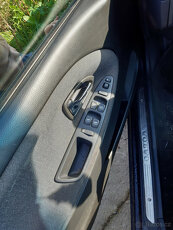 Volvo V40 2000 2,0i 100kW DILY z VOZU - 5