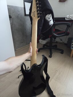 Elektrická kytara Ibanez 7strunná - 5
