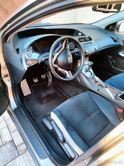 Honda Civic 8G 1.8i-vtec Executive - 5