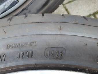 Alu kola vw 5x112 r17 7,5j et47 pneu 235/45/17 - 5