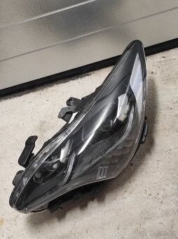 Prodám Full Led světlomety na Kia Stinger - 5