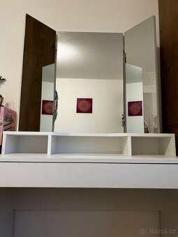 Kosmetický stolek - 5