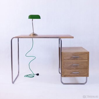 STOLNÍ LAMPA BANKÉŘKA - 5