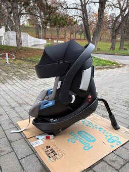 Autosedačka Cybex Aton5 + zakladna - 5
