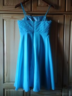 Krásné tyrkysové šaty na ples či do tanečních, velikost 38 - 5