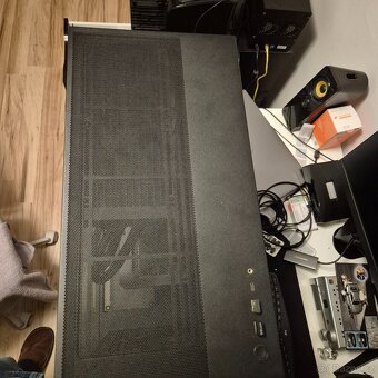 Case NZXT H7 FLOW - BLACK - 5