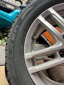 Kola Hyundai Kona - 5