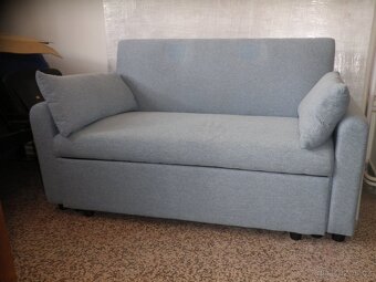 Malá rozkládací sedačka nebo gauč - 5