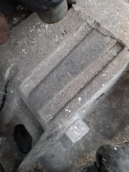 Motor VW Passat VR5 2.3 110kw + převodovka - 5