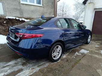 Alfa Romeo giulia - 5