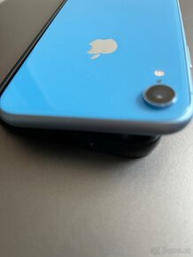 Apple iPhone XR modrý, 64GB - 5