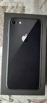 Prodám mob. tel Apple - 5