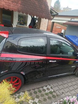 Prodám Clio sport 2.0. 145 kW - 5