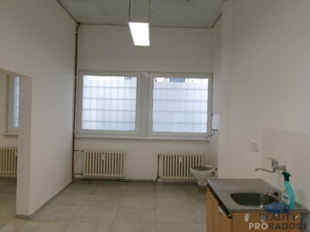 Pronájem obchodu 111m2 Brno Lidická ul. - 5