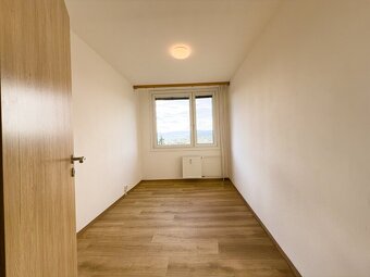 Pronájem bytu 2+kk s komorou + sklep 3.5 m2, 42 m² – Trnovan - 5