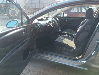 Citroen C4 1.6 16V i VTR Coupe - 5