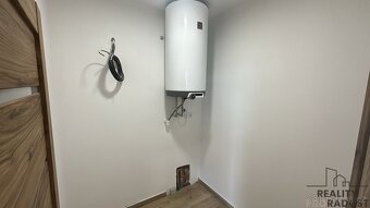 Prodej rodinného domu v obci Kravsko za 8 990 000 Kč. Cena z - 5