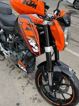 KTM DUKE 125 - 5
