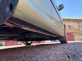 VW Golf 4 1.4 - 5