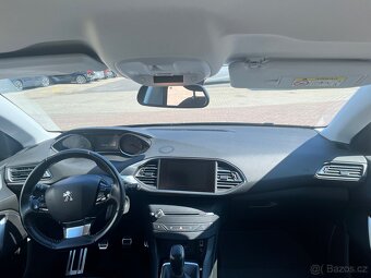 Peugeot 308 1.2 SW 81 kW - 5