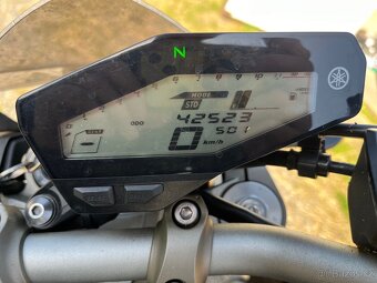 Yamaha MT09 - 5