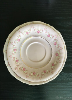 Čajová souprava z růžového porcelánu - 5